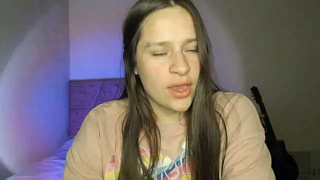 Snapshot of Serenity chatting on 8, 8, 2026 Serenity online show from 8, 8, 2026