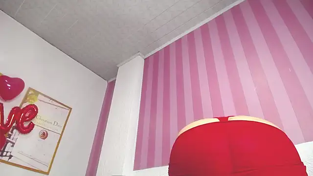 Laia angel b online show from 15, 2, 2025