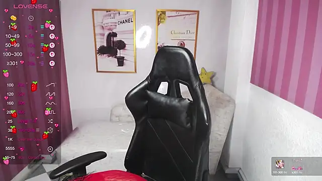 Laia angel b online show from 9, 3, 2025