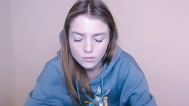 Snapshot of MissOliviaa_ chatting on 14, 1, 2025 MissOliviaa online show from 14, 1, 2025