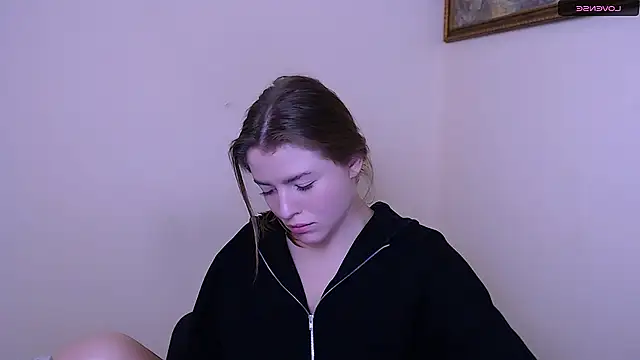 Snapshot of MissOliviaa_ chatting on 18, 1, 2025 MissOliviaa online show from 18, 1, 2025