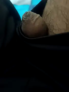 Snapshot of nick05inch chatting on 29, 10, 2025 nick05inch online show from 29, 10, 2025