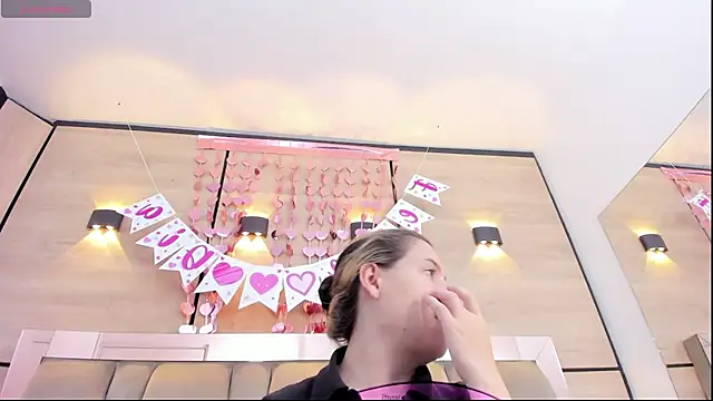 dorothy vegga online show from 17, 2, 2026