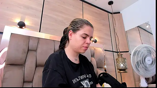 dorothy vegga online show from 24, 2, 2026