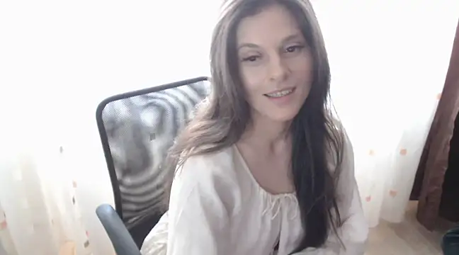 SweetBabyGirl212 online show from 13, 3, 2025