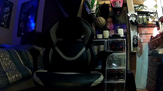 slutty guy12 online show from 25, 2, 2025