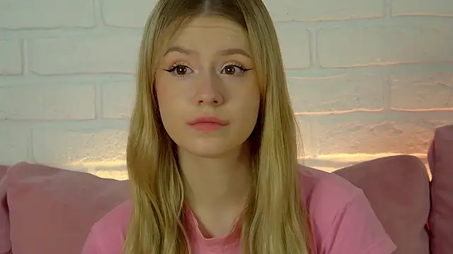 MilanaBalmain online show from 21, 9, 2025