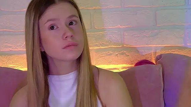 MilanaBalmain online show from 17, 11, 2025