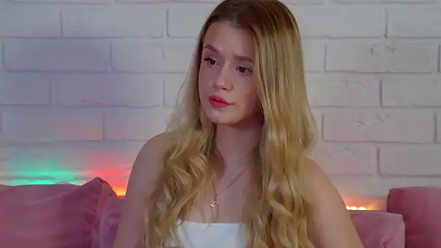 MilanaBalmain online show from 21, 4, 2026