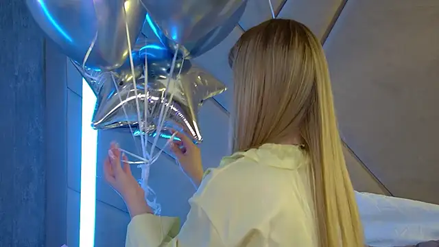 MilanaBalmain online show from 22, 4, 2026