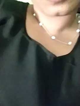 Snapshot of Sexy-Shalinii chatting on 4, 12, 2025 Sexy-Shalinii online show from 4, 12, 2025