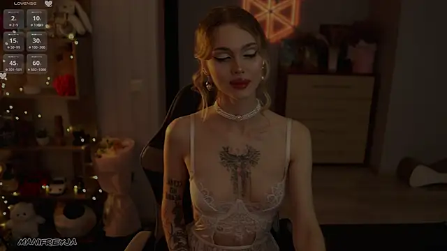 ManiFreyja online show from 5, 10, 2025