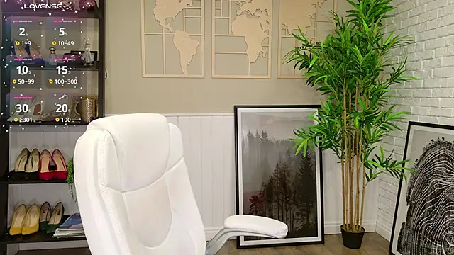 LadyLeea online show from 25, 9, 2025