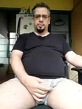Snapshot of MrBig_2024 chatting on 17, 1, 2025 MrBig 2024 online show from 17, 1, 2025