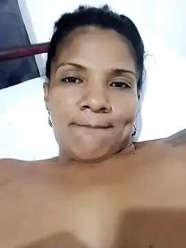 Snapshot of alejandraboobs07 chatting on 7, 12, 2024 alejandraboobs07 online show from 7, 12, 2024