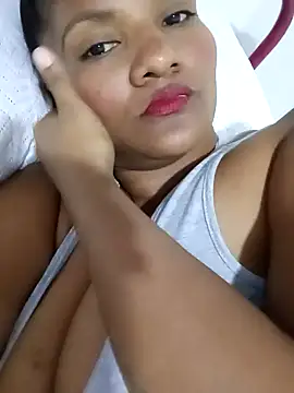 Snapshot of alejandraboobs07 chatting on 15, 12, 2024 alejandraboobs07 online show from 15, 12, 2024