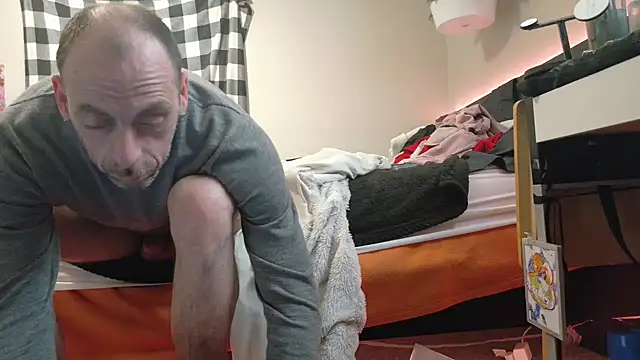 smokee parT903 online show from 10, 3, 2026