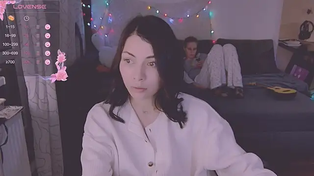 Snapshot of valorant_girl chatting on 1, 3, 2025 valorant girl online show from 1, 3, 2025