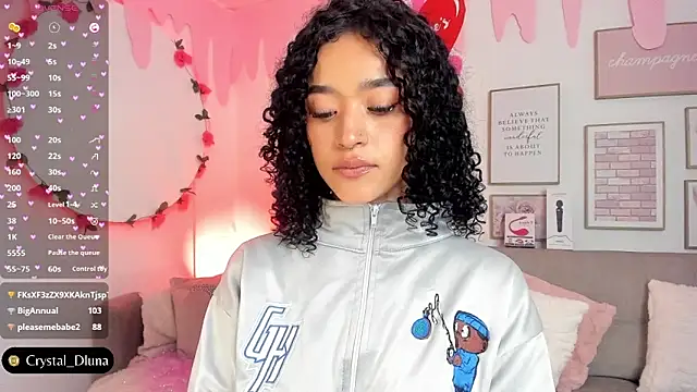 Crystal Dluna online show from 19, 2, 2025