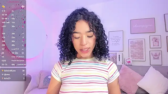 Crystal Dluna online show from 27, 2, 2025