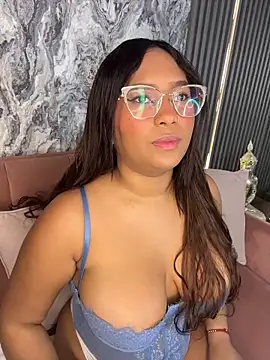 MadisonHunter2024 online show from 17, 1, 2026