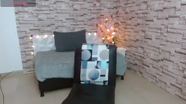 Snapshot of Vanse_lust chatting on 12, 2, 2025 Vanse lust online show from 12, 2, 2025