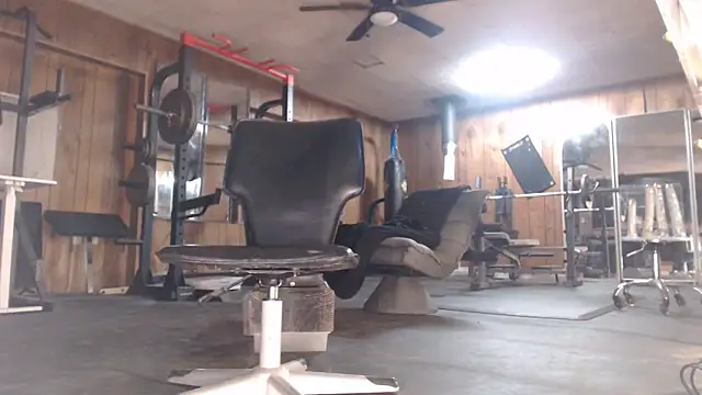 n8vpumpnhump online show from 21, 4, 2026