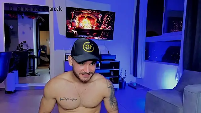 Snapshot of Maximo_Marcelo chatting on 4, 12, 2024 Maximo Marcelo online show from 4, 12, 2024