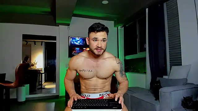 Snapshot of Maximo_Marcelo chatting on 5, 2, 2025 Maximo Marcelo online show from 5, 2, 2025