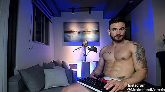 Snapshot of Maximo_Marcelo chatting on 5, 3, 2025 Maximo Marcelo online show from 5, 3, 2025
