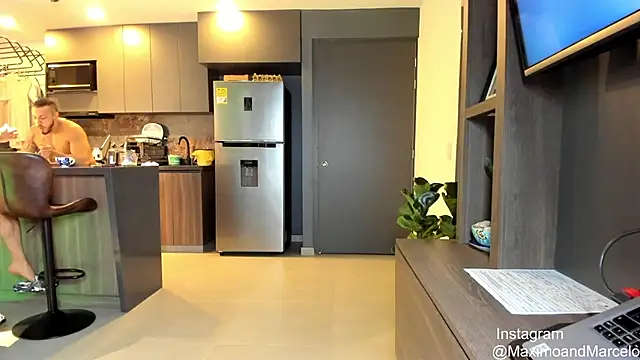 Snapshot of Maximo_Marcelo chatting on 14, 3, 2025 Maximo Marcelo online show from 14, 3, 2025