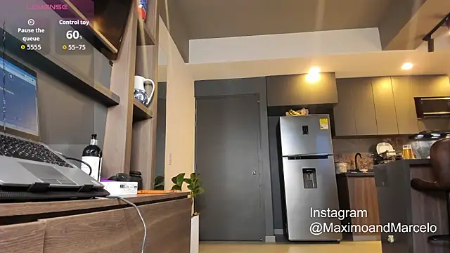 Snapshot of Maximo_Marcelo chatting on 29, 9, 2025 Maximo Marcelo online show from 29, 9, 2025