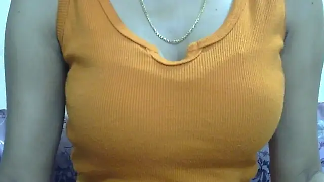Snapshot of _FluffyHxney_ chatting on 30, 5, 2026 FluffyHxney online show from 30, 5, 2026