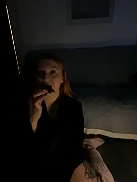 Snapshot of Stoner_BarbieXX chatting on 12, 2, 2026 Stoner BarbieXX online show from 12, 2, 2026