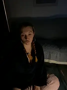 Snapshot of Stoner_BarbieXX chatting on 14, 2, 2026 Stoner BarbieXX online show from 14, 2, 2026