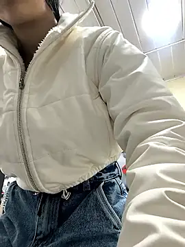 zoe connor19 online show from 18, 1, 2026