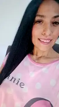 Snapshot of chloewildd_ chatting on 18, 12, 2024 chloewildd  online show from 18, 12, 2024