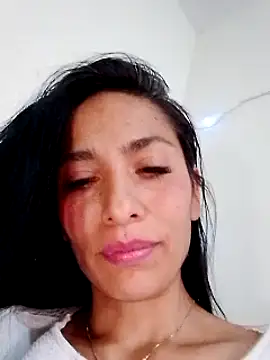 Snapshot of chloewildd_ chatting on 22, 12, 2024 chloewildd  online show from 22, 12, 2024