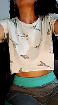 Snapshot of chloewildd_ chatting on 1, 3, 2025 chloewildd  online show from 1, 3, 2025