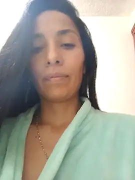 Snapshot of chloewildd_ chatting on 18, 9, 2025 chloewildd  online show from 18, 9, 2025