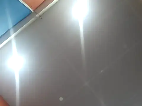 Tu papi 69  online show from 30, 11, 2025