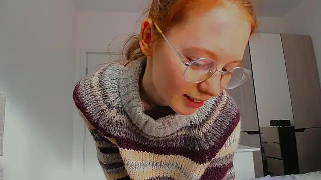 Snapshot of Fire_Luna chatting on 17, 2, 2025 Fire Luna online show from 17, 2, 2025