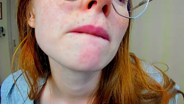 Snapshot of Fire_Luna chatting on 3, 10, 2025 Fire Luna online show from 3, 10, 2025