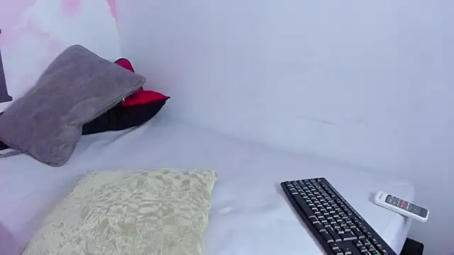 carolayrosse online show from 4, 2, 2025