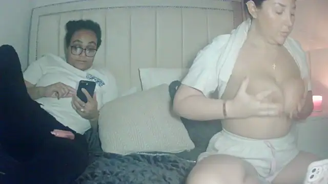 vanilla chocolate23 online show from 31, 1, 2026