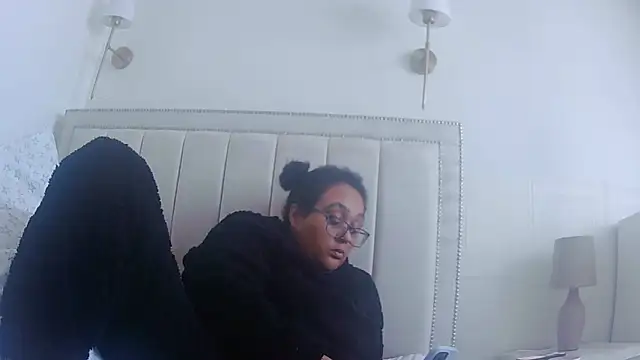 vanilla chocolate23 online show from 17, 2, 2026