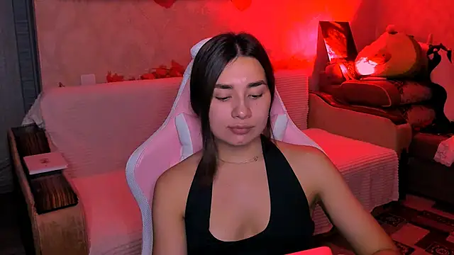 Snapshot of Swee_Alicee chatting on 6, 7, 2026 Swee Alicee online show from 6, 7, 2026