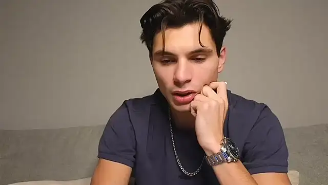 Snapshot of denlover1 chatting on 20, 12, 2025 denlover1 online show from 20, 12, 2025