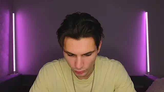 Snapshot of denlover1 chatting on 6, 1, 2026 denlover1 online show from 6, 1, 2026