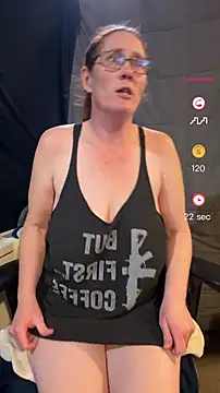 Snapshot of naughtywifenxtdoor chatting on 14, 11, 2025 naughtywifenxtdoor online show from 14, 11, 2025